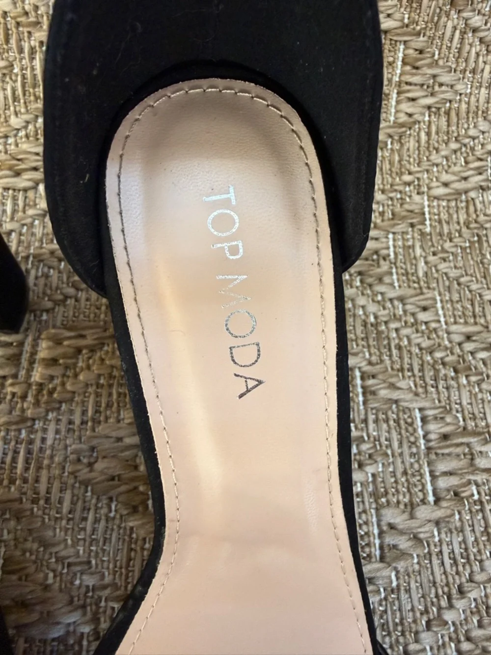 TOP Moda Black Suede Ankle-Strap Block Heel Sandals size 6 - Picture 3 of 8
